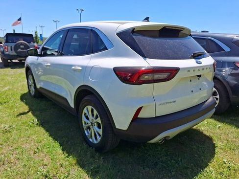 Used 2023 Ford Escape Active w/ Tech Pack #1 AWD/4WD image 7