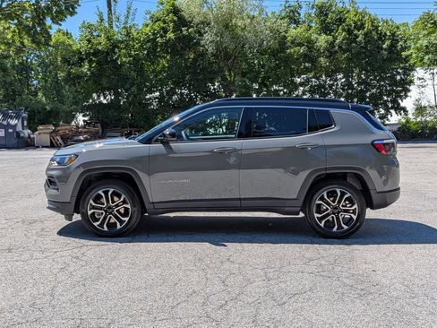 Used 2023 Jeep Compass Limited AWD/4WD image 8