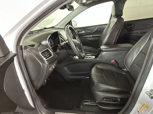 Used 2022 Chevrolet Equinox Premier AWD/4WD image 14