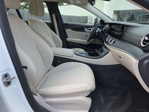 Certified 2022 Mercedes-Benz E 350 Sedan image 16