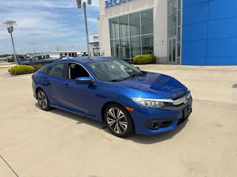 Used 2016 Honda Civic EX-T image 3