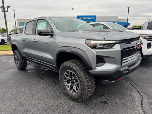 New 2026 Chevrolet Colorado ZR2 AWD/4WD image 2