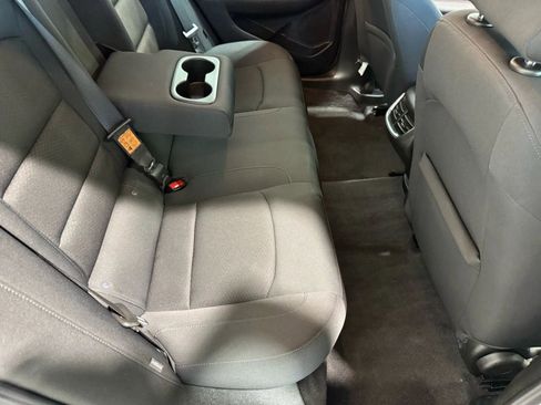 Used 2022 Chevrolet Malibu LT image 29