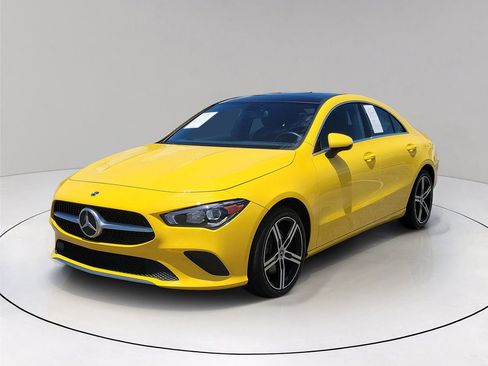 Certified 2022 Mercedes-Benz CLA 250 image 3