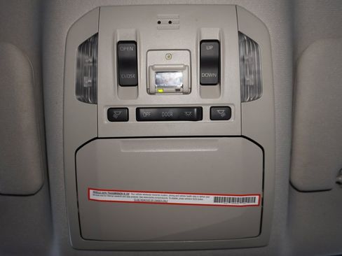 Certified 2022 Toyota Highlander XLE image 22