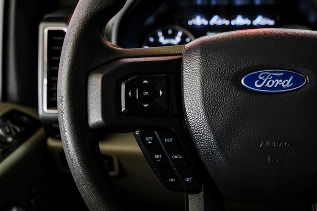 Used 2022 Ford F350 XLT w/ XLT Premium Package AWD/4WD image 19
