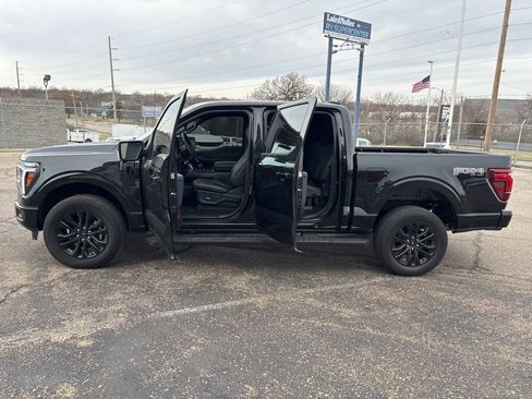 Used 2025 Ford F150 Lariat w/ Equipment Group 502A High image 4