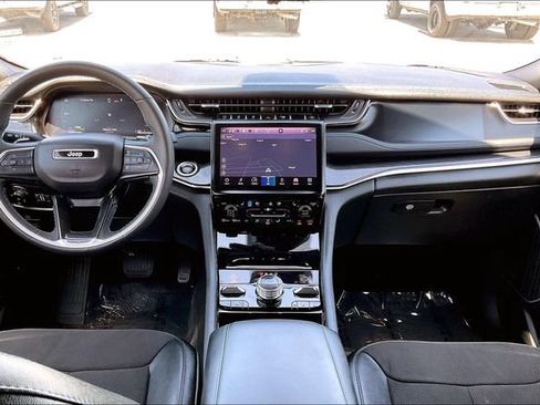 Used 2023 Jeep Grand Cherokee Trailhawk w/ Advanced Protech Group II AWD/4WD image 15