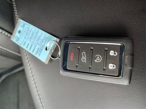 New 2025 Jeep Grand Cherokee L Altitude image 37