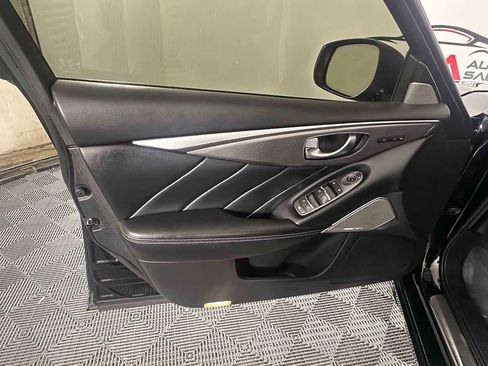 Used 2017 INFINITI Q50 Premium w/ 2.0T Premium Plus Package image 16