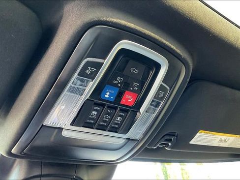 Used 2023 RAM 2500 Limited image 35