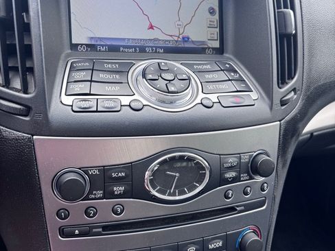 Used 2010 INFINITI G37 x Sedan w/ Premium Pkg AWD/4WD image 5