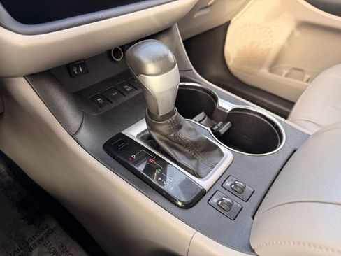 Used 2014 Toyota Highlander XLE image 23