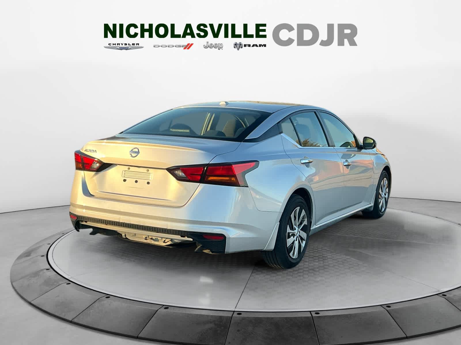 Used 2020 Nissan Altima 2.5 S FWD image 5