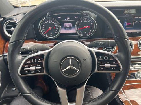 Used 2019 Mercedes-Benz E 300 4MATIC image 56