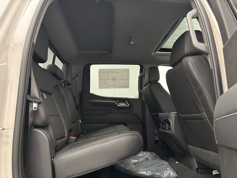 New 2026 GMC Sierra 1500 Denali w/ Denali Reserve Package image 38