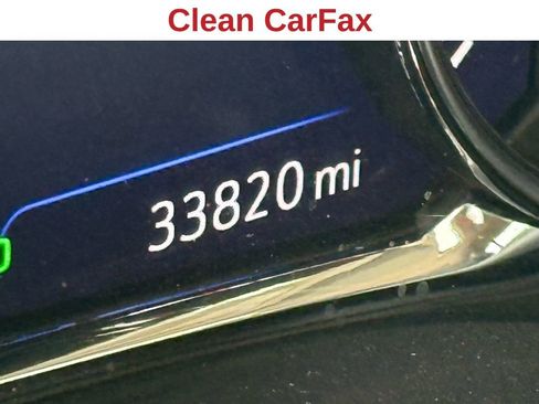 Used 2023 GMC Acadia Denali w/ Denali Technology Package image 3