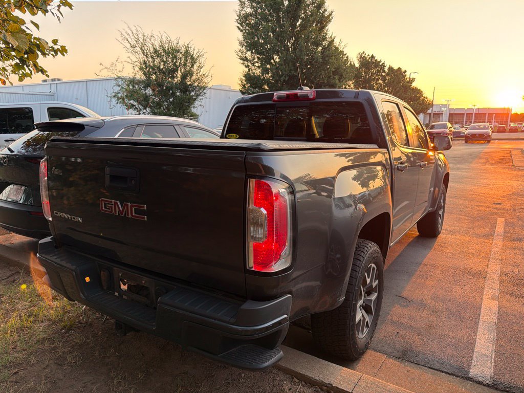 Used 2016 GMC Canyon SLE w/ All Terrain Package AWD/4WD image 3