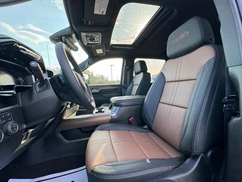 New 2026 Chevrolet Silverado 2500 High Country w/ High Country Premium Package AWD/4WD image 12