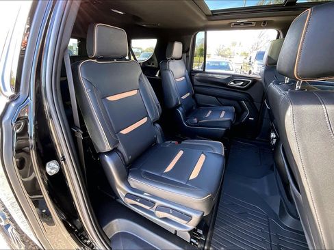 Used 2023 GMC Yukon XL AT4 w/ AT4 Premium Plus Package image 20