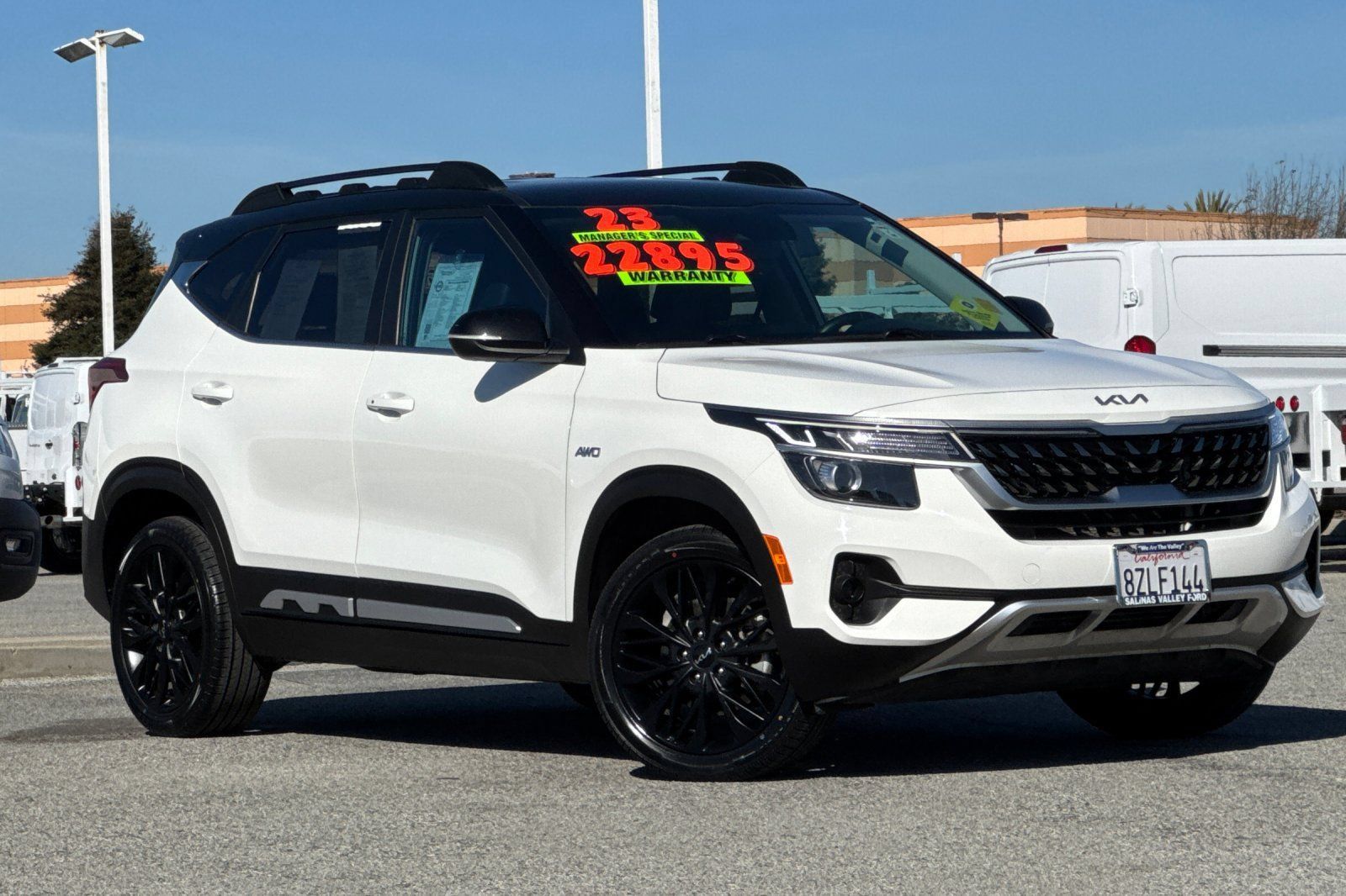 Used 2022 Kia Seltos Nightfall Edition AWD/4WD image 2