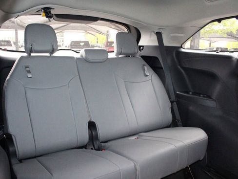 New 2026 Toyota Sienna XLE AWD/4WD image 52