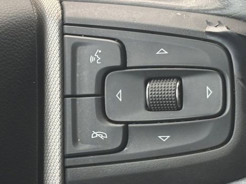 Used 2021 GMC Yukon Denali RWD image 15