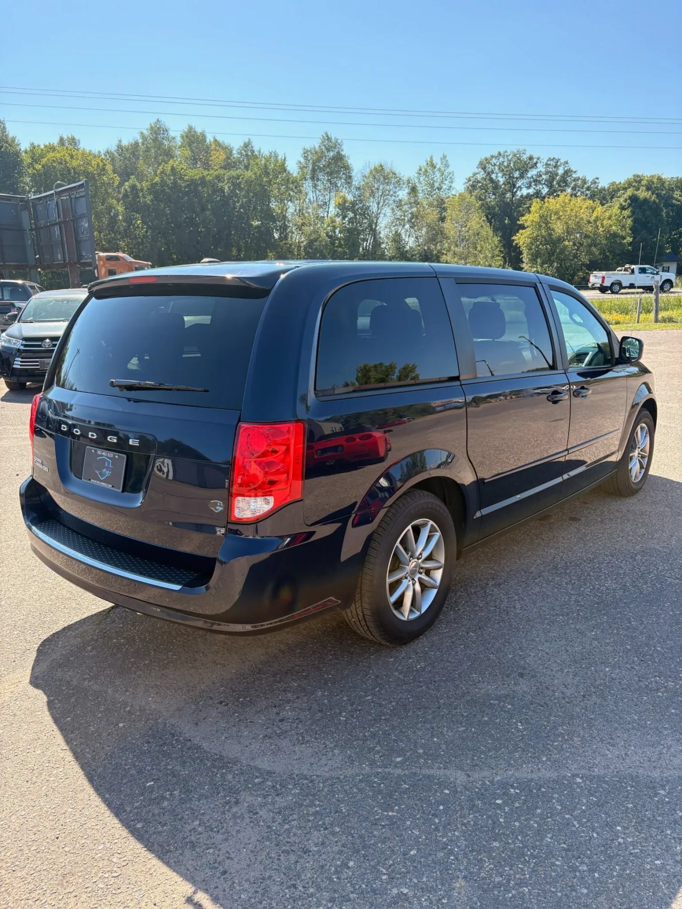 Used 2016 Dodge Grand Caravan SE FWD image 5