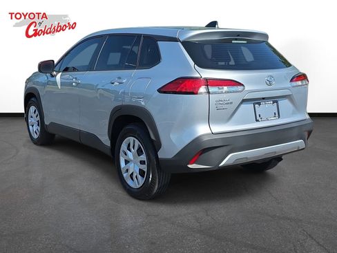 Used 2024 Toyota Corolla Cross L FWD image 7
