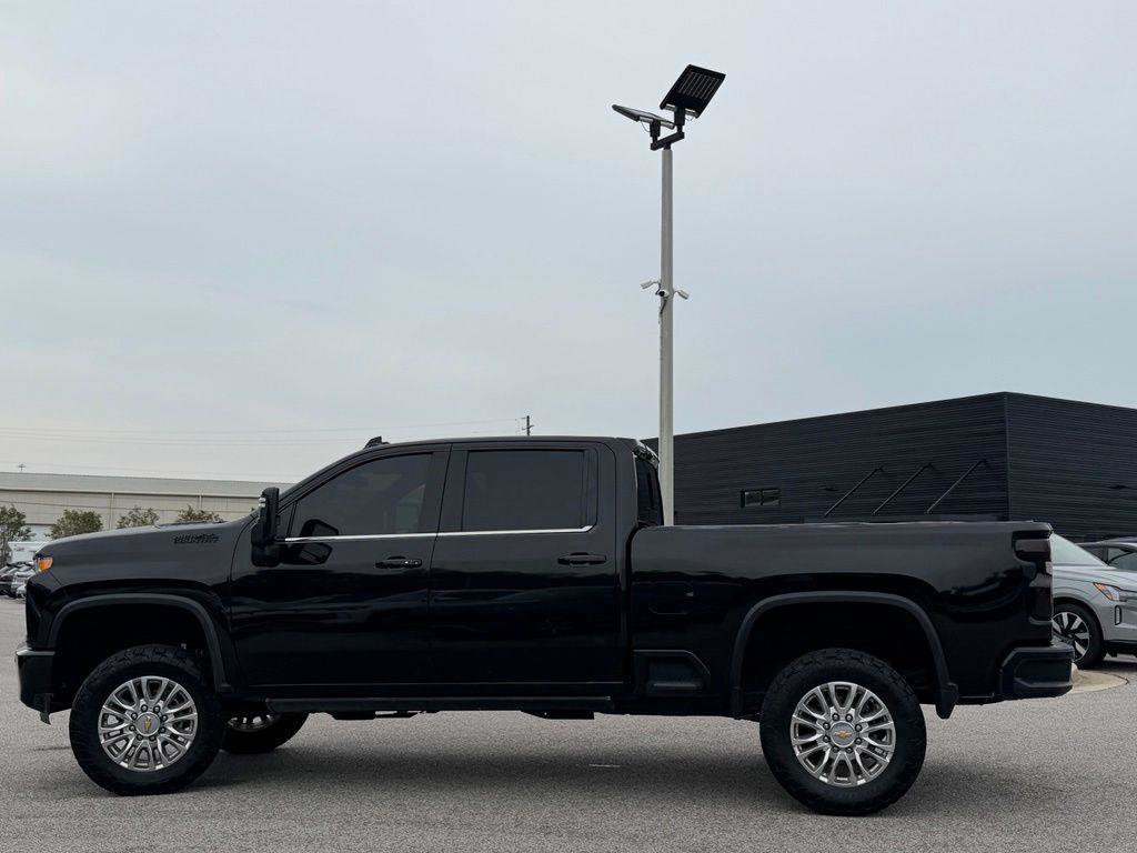 Used 2021 Chevrolet Silverado 2500 High Country w/ Z71 Off-Road Package AWD/4WD image 8