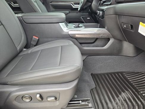 New 2026 Chevrolet Silverado 2500 LTZ w/ LTZ Premium Texas Edition image 10