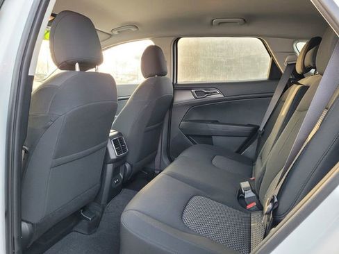 New 2026 Kia Sportage LX image 7