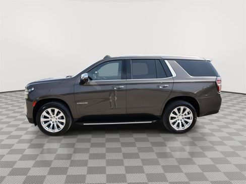 Used 2021 Chevrolet Tahoe Premier w/ Premium Package AWD/4WD image 8