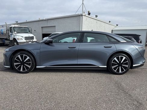 Used 2023 Lucid Air Pure image 4