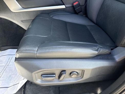 Used 2024 Toyota Tundra Limited image 16