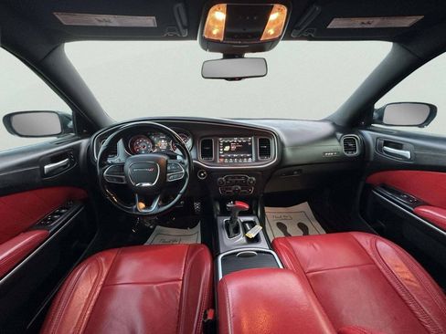 Used 2020 Dodge Charger Scat Pack w/ Plus Group RWD image 9