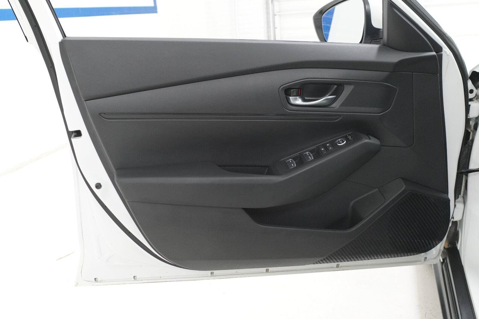 Used 2025 Honda Accord LX image 20