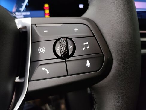 Used 2025 BMW X1 xDrive28i image 17