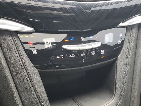 Certified 2024 Cadillac XT6 Premium Luxury w/ Technology Package image 24