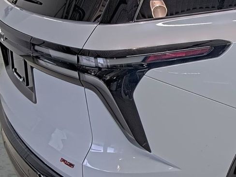 New 2026 Chevrolet Traverse RS w/ LPO, Floor Liner Package FWD image 15