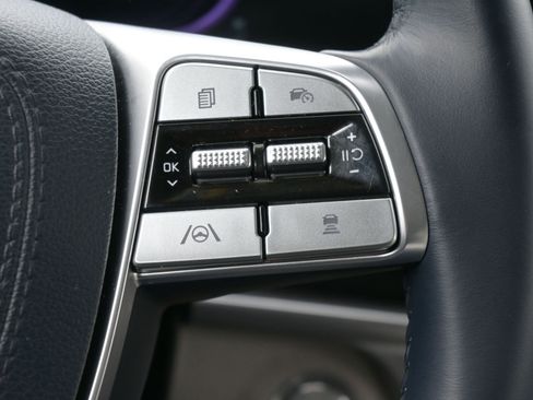 Used 2024 Kia Telluride EX w/ EX Captain's Chair Package image 29