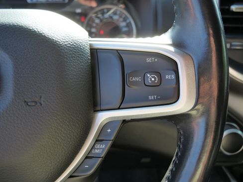 Used 2021 RAM 1500 Big Horn AWD/4WD image 30