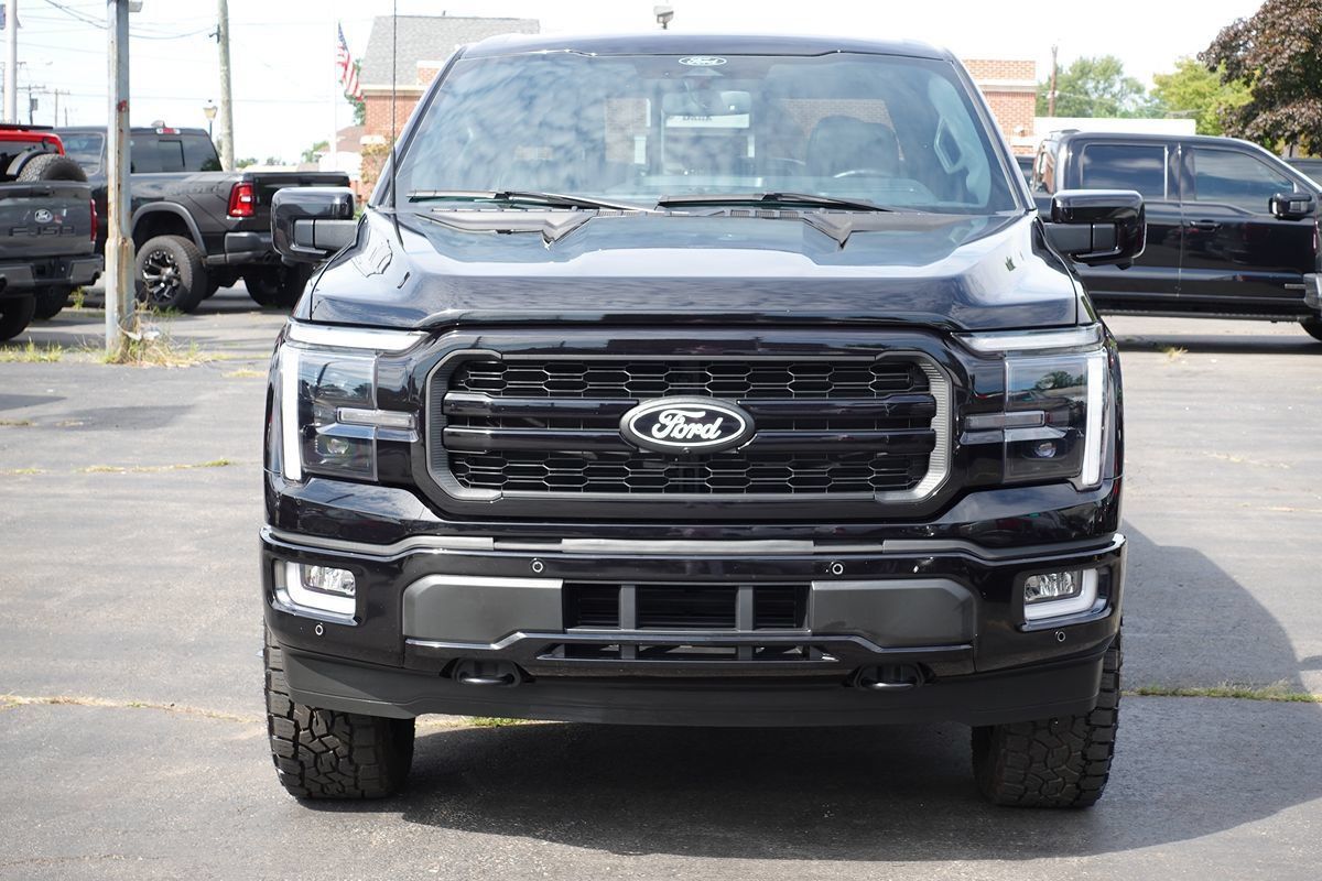 Used 2024 Ford F150 Lariat w/ Equipment Group 502A High AWD/4WD image 5