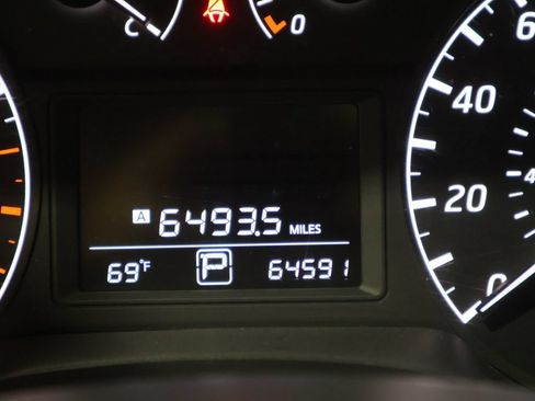 Used 2016 Nissan Sentra S FWD image 29