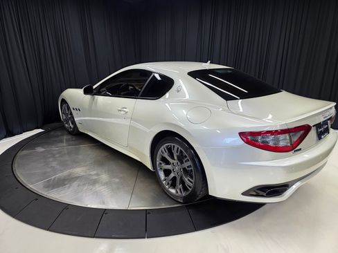 Used 2013 Maserati GranTurismo Sport image 9