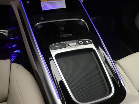 New 2026 Mercedes-Benz GLB 250 image 7