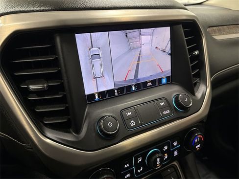 Used 2021 GMC Acadia Denali w/ Denali Technology Package image 30