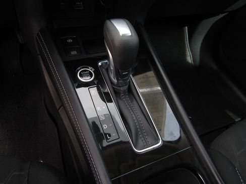 Used 2024 Nissan Kicks SV image 20