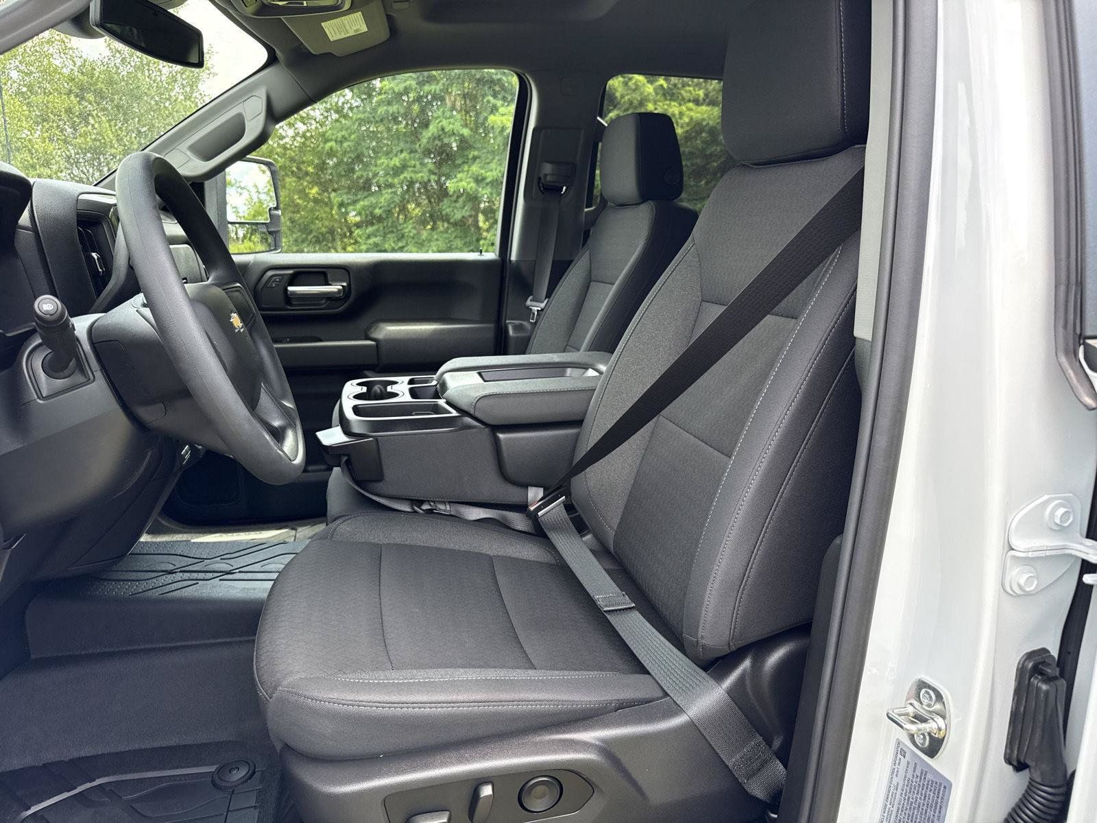 New 2026 Chevrolet Silverado 2500 Custom w/ Custom Convenience Package AWD/4WD image 16
