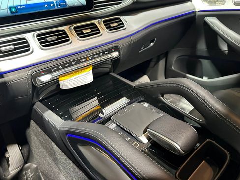 New 2026 Mercedes-Benz GLE 450 4MATIC Coupe image 12